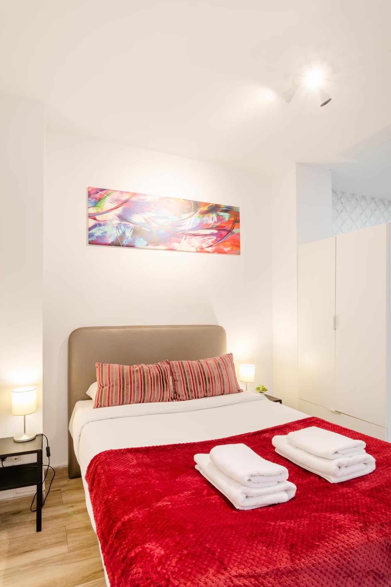 Apartamentos Centricos De San Leandro อาลิกันเต ภายนอก รูปภาพ